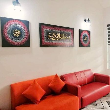 Nur Zahra Sungkai Homestay Exterior foto
